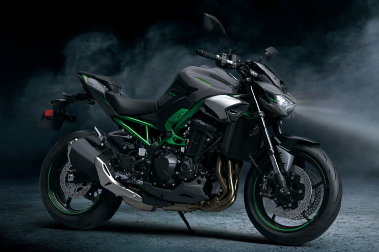 カワサキ|Z900|欧州仕様|2025年モデル|進化は900から! カワサキが新型「Z900」「Z900 SE」を発表、新デザインのほか燃費改善やカワサキ初のナビ機能も獲得【海外】