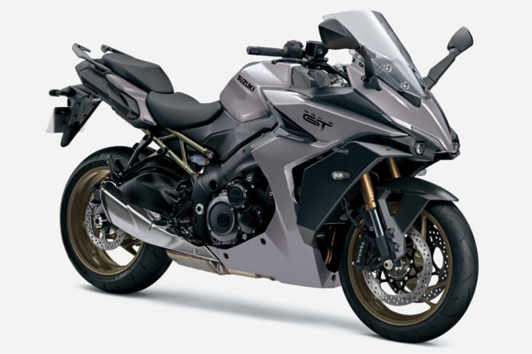 スズキ|GSX-S1000GT|2025年モデル|スズキが「GSX-S1000GT」の’25年モデルを発表! 新色は鮮やかなブルー、ブロンズホイール採用のグレー
