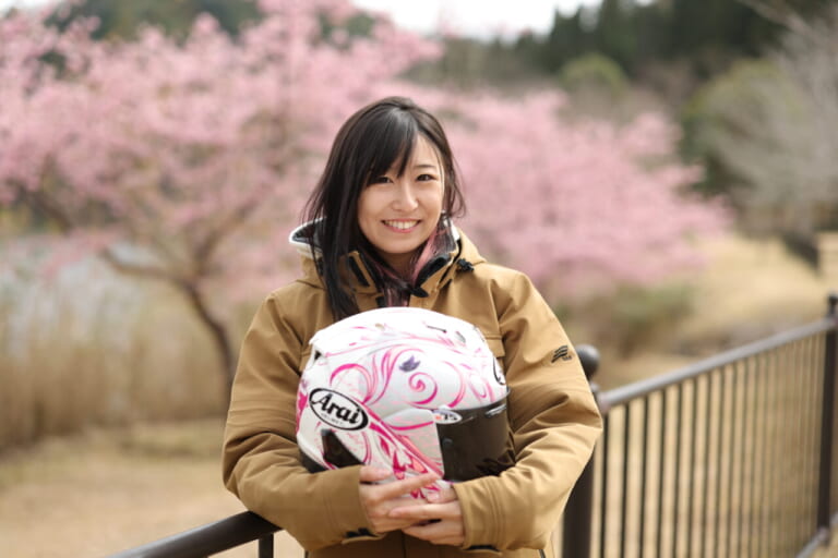 【12月5日(木)19:00〜】オンラインサロン開催! 「岡崎静夏がガチでバイクの話しかしない90分」