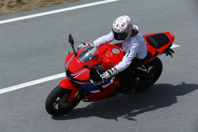 岡崎静夏|オンラインイベント|全日本ロードレース|開催迫る!! 「岡崎静夏がガチでバイクの話しかしない90分」【オンラインサロン】