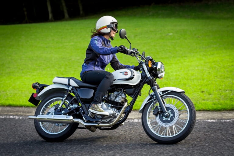 カワサキ|メグロS1|2025年モデル|カワサキが「W230」「メグロS1」を11/20発売!! 空冷232cc単気筒エンジン搭載、シート高740mmで足着き安心