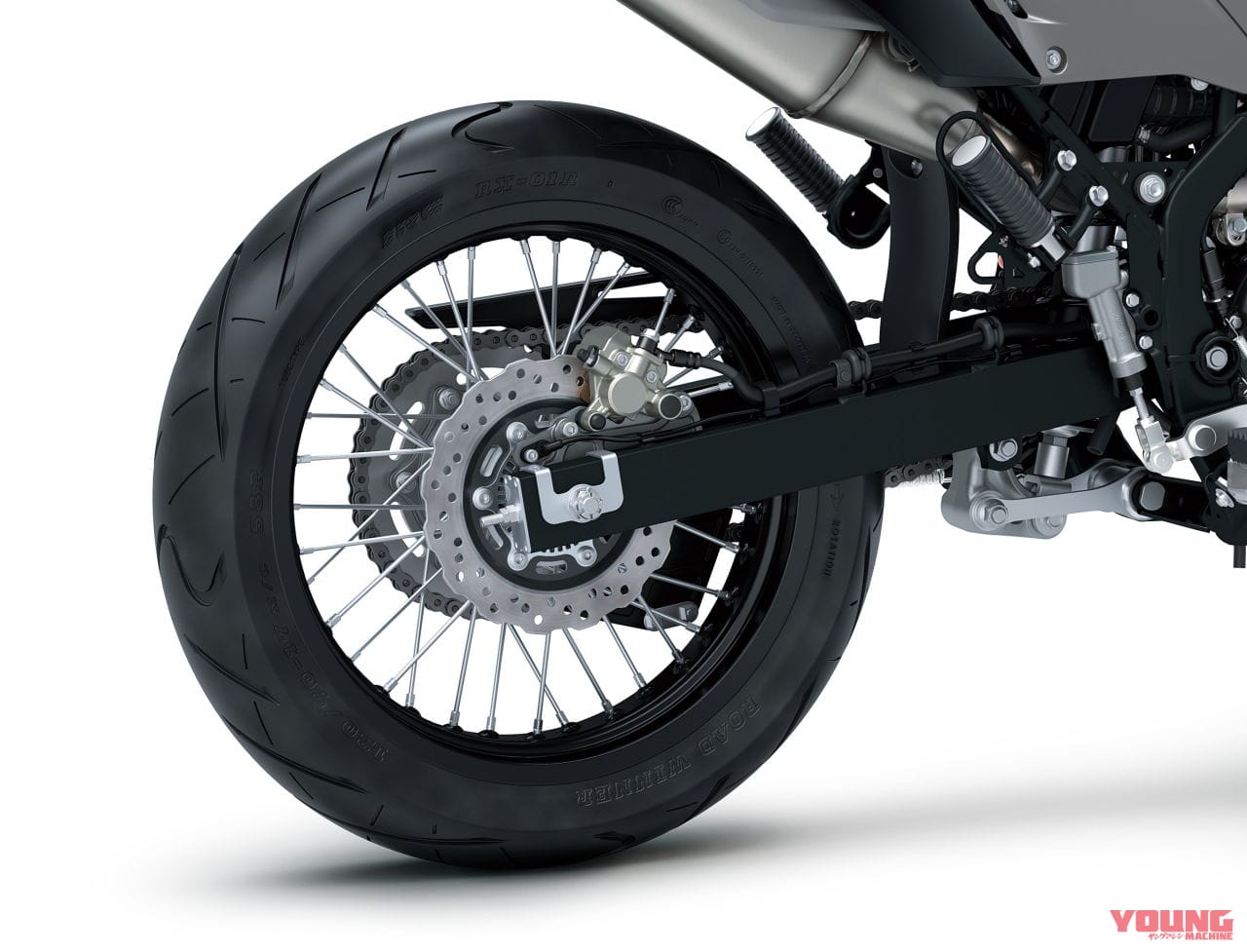 カワサキ|KLX230SM|2025年モデル|カワサキ新型「KLX230SM」登場! フレームと足まわりを再設計、デザイン刷新&スマホ接続機能をゲット