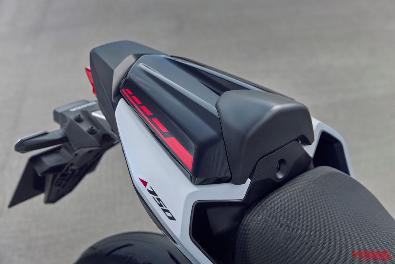 |日本でも発売決定! ホンダ新型「CB750 ホーネット」はフェイスリフトと新TFT液晶メーター採用【海外】