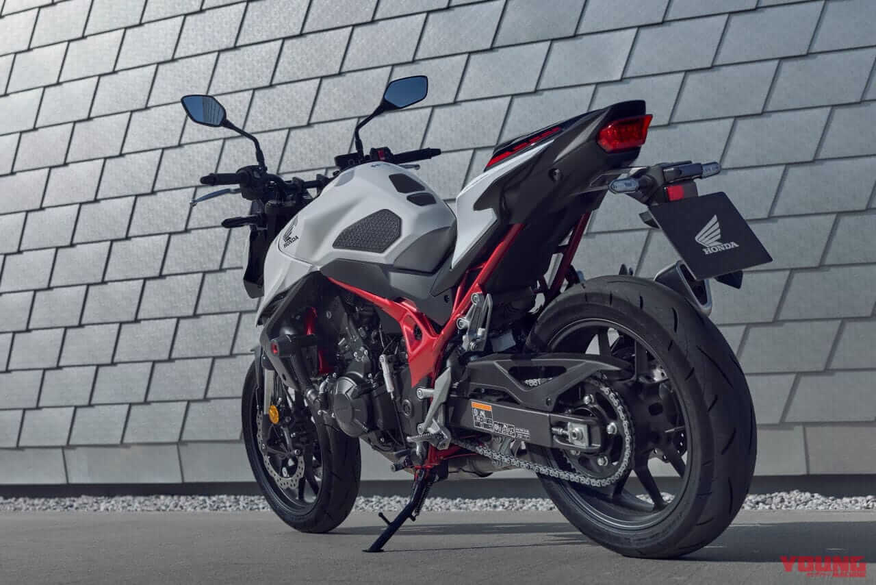 ホンダ|CB750 ホーネット|欧州仕様|2025年モデル|日本でも発売決定! ホンダ新型「CB750 ホーネット」はフェイスリフトと新TFT液晶メーター採用【海外】