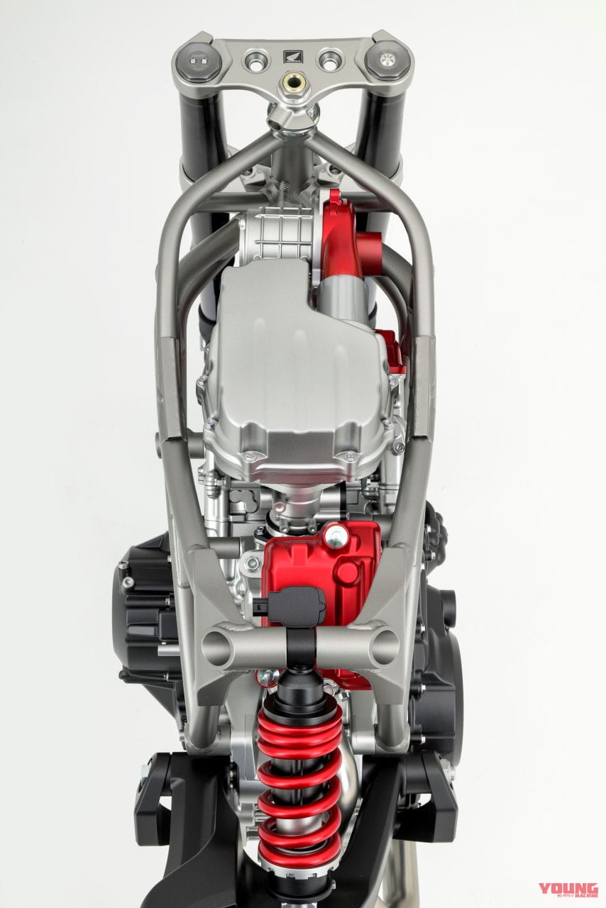 ホンダ|電動過給機付きV型3気筒エンジン(コンセプトモデル)|なんと電動過給のV型3気筒エンジン!! ホンダが全く新しい内燃機関搭載コンセプトモデルを世界初公開!【海外】