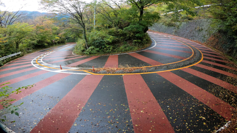 トライクはカーブで転ぶ?APトライク125で箱根峠を走って検証して特性をまとめてみた