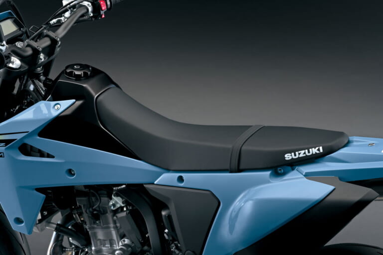 スズキ|DR-Z4SM|待望のスズキ新型「DR-Z4S」「DR-Z4SM」登場! 軽量ハイパワーの400ccトレール/モタードがグローバル復活