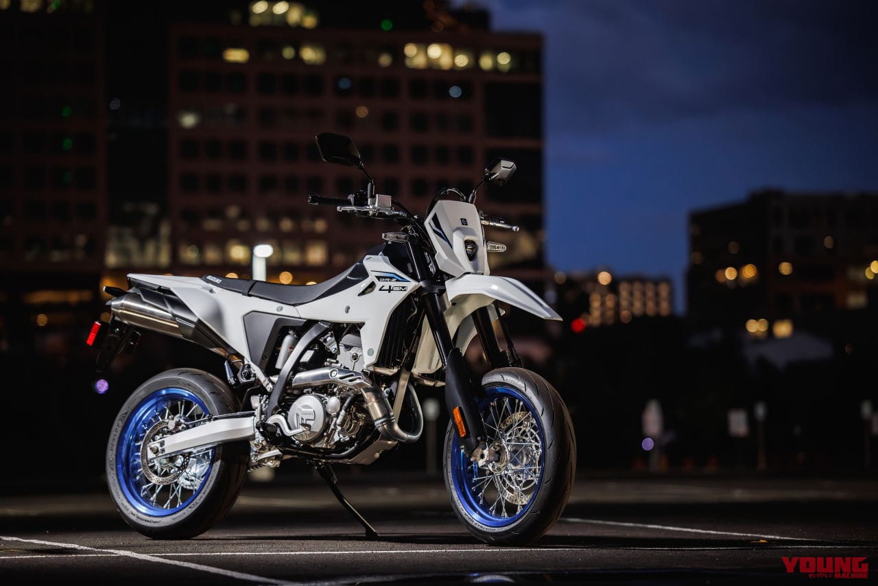 スズキ|DR-Z4SM|輸出仕様|2025年モデル|待望のスズキ新型「DR-Z4S」「DR-Z4SM」登場! 軽量ハイパワーの400ccトレール/モタードがグローバル復活