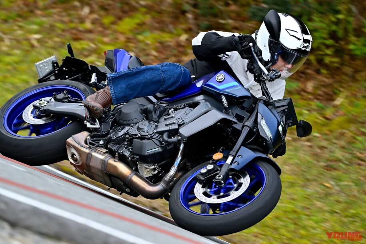 ヤマハ|MT-09 Y-AMT|【5番勝負】ホンダEクラッチ vs ヤマハY-AMTを比較試乗! 制御が巧みなのは? 乗っていて楽なのはどっち?【インプレ】