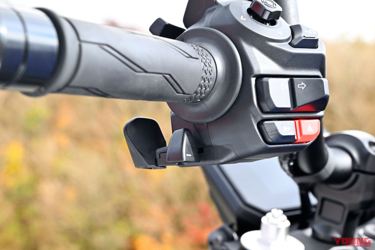 |【5番勝負】ホンダEクラッチ vs ヤマハY-AMTを比較試乗! 制御が巧みなのは? 乗っていて楽なのはどっち?【インプレ】