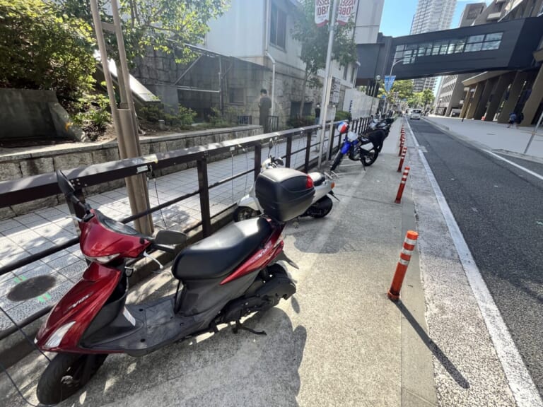 【エコステーション21 東町筋バイク駐車場】