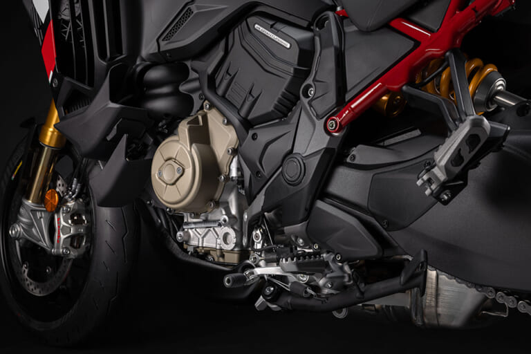 DUCATI Multistrada V4|エンジン/電子制御デバイスが進化! ’25ムルティストラーダV4発表