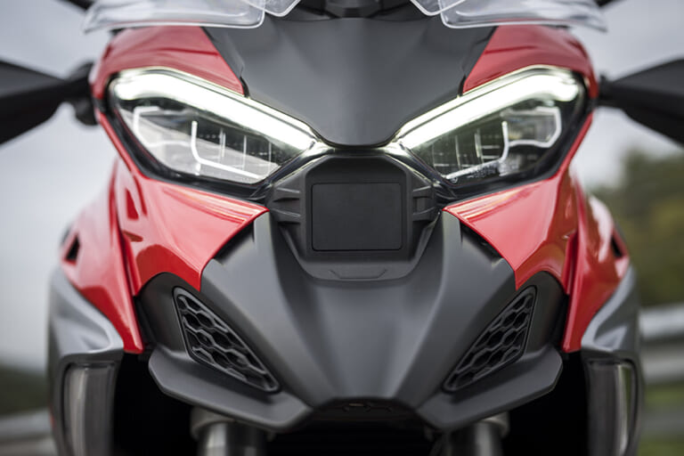 DUCATI Multistrada V4|エンジン/電子制御デバイスが進化! ’25ムルティストラーダV4発表
