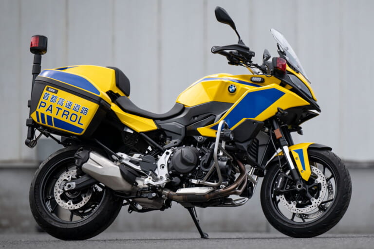 BMW F900XR 首都高速パトロールバイク|CB400スーパーフォアに代わり、首都高パトロールに黄色のBMW! 「F900XR」を12月上旬より黄バイとして運用
