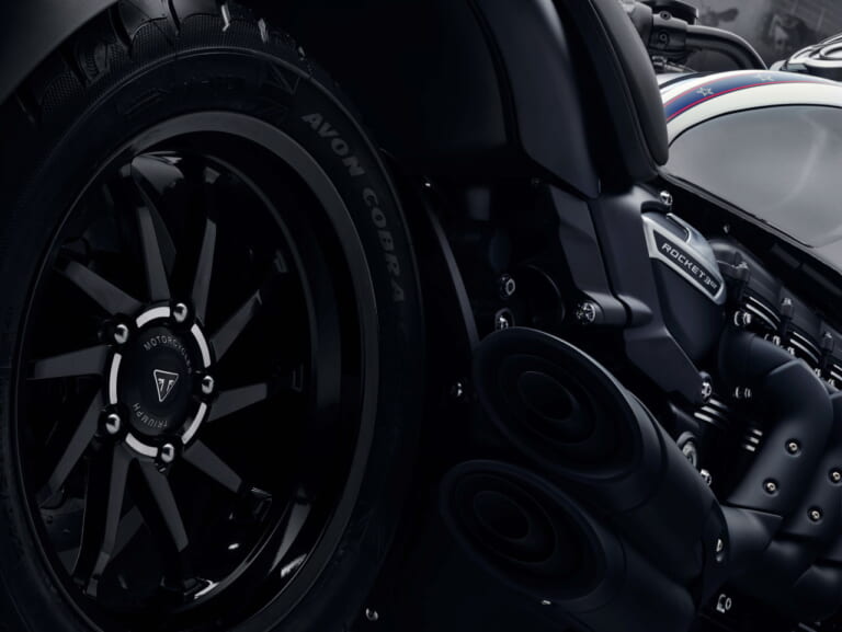 ROCKET 3 GT EVEL KNIEVEL|【世界限定500台】トライアンフ「ロケット3 EVEL KNIEVEL」RとGTの2種類で登場!