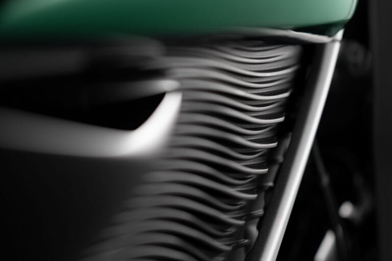 ロイヤルエンフィールド|フライングフリー|空飛ぶノミ?! ロイヤルエンフィールドが新しい電動バイクブランド「FLYING FLEA」をローンチ