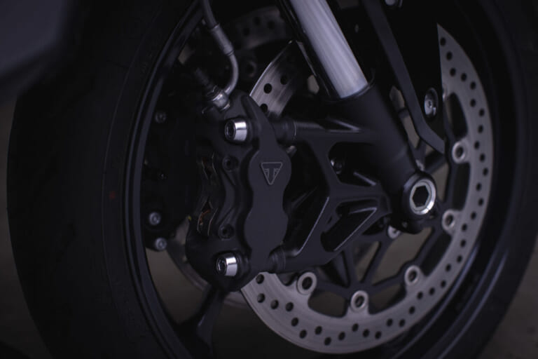 Triumph Tiger Sport 800|新エンジン搭載! トラのミドルアドベンチャーTigerSport800に’25モデルが登場