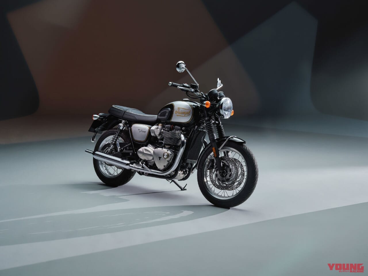 Triumph Bonneville T120 Icon Edition|トライアンフのネオクラシックにICON EDITION 7モデルが登場【ゴールド筆記体ロゴのカスタム感!】