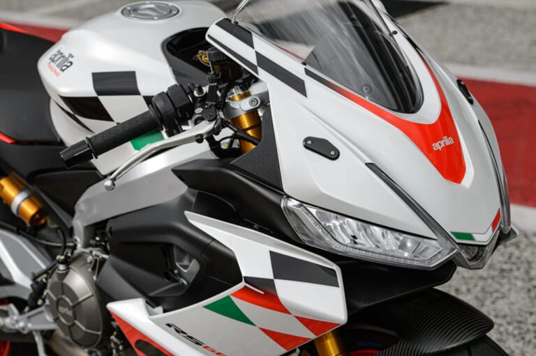 アプリリアRS660シリーズ〈いま国内で買える新型バイクカタログ | 大型二輪 (750-401cc)〉（12ページ目）