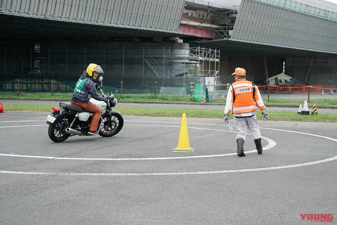 日本二輪車普及安全協会|ベーシックライディングレッスン|「公道がもう怖くない」「基本は大事ね」生まれ変わった初心者メインの安全運転講習会「ベーシックライディングレッスン」レポート