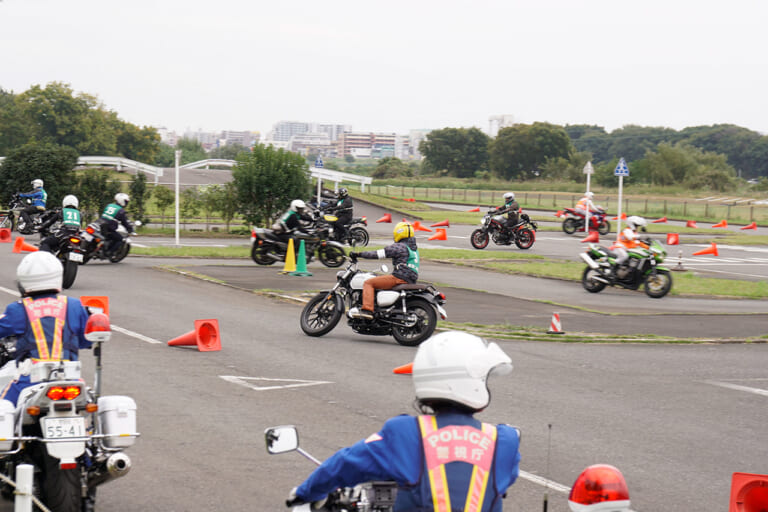 日本二輪車普及安全協会｜ベーシックライディングレッスン