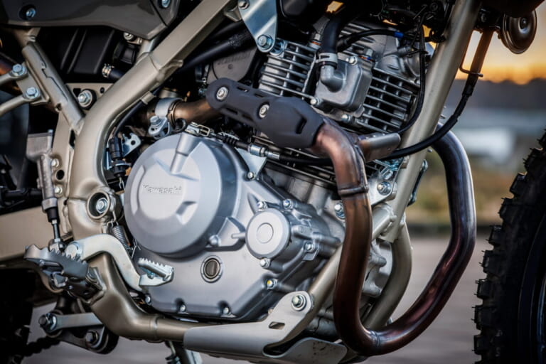 カワサキ|KLX230S|帰ってきた軽二輪レトロ! カワサキ新型「W230」「メグロS1」試乗インプレ