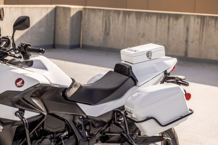 ホンダ|NT1100 ポリス|北米仕様|2025年モデル|アメリカ初導入はポリス仕様! ホンダ「NT1100 ポリス」北米仕様が登場、価格は約220万円