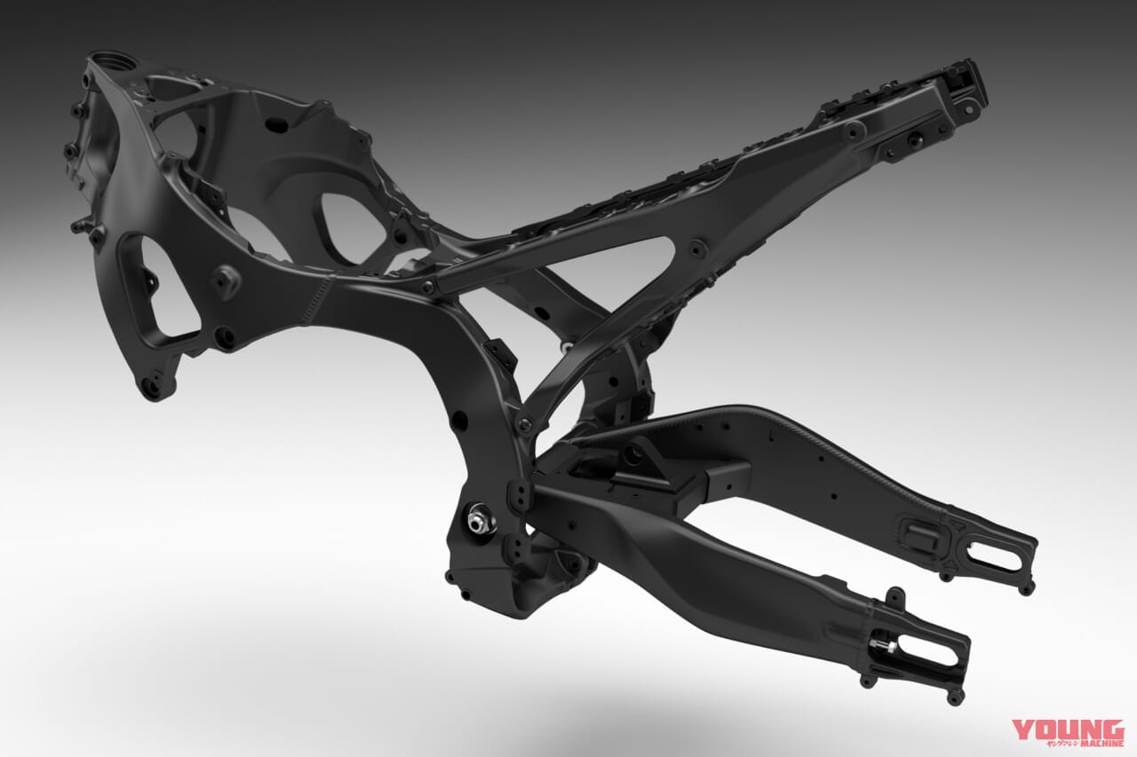 |「ホイールR6用?」「ウイング付きで空力めちゃイイ!」ヤマハYZF-R9 開発者インタビュー【後編:エンジン/足回り/空力ほか】