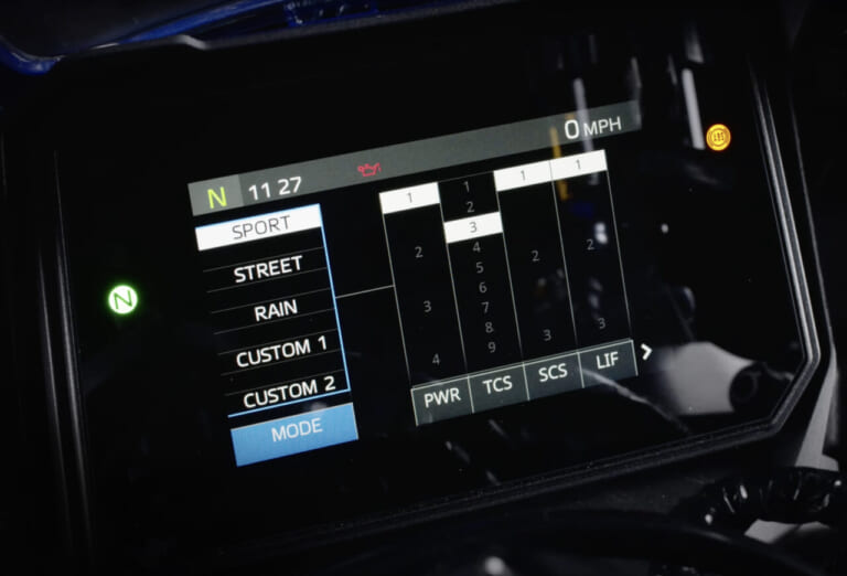 ヤマハ|YZF-R9|開発者インタビュー|「ホイールR6用?」「ウイング付きで空力めちゃイイ!」ヤマハYZF-R9 開発者インタビュー【後編:エンジン/足回り/空力ほか】