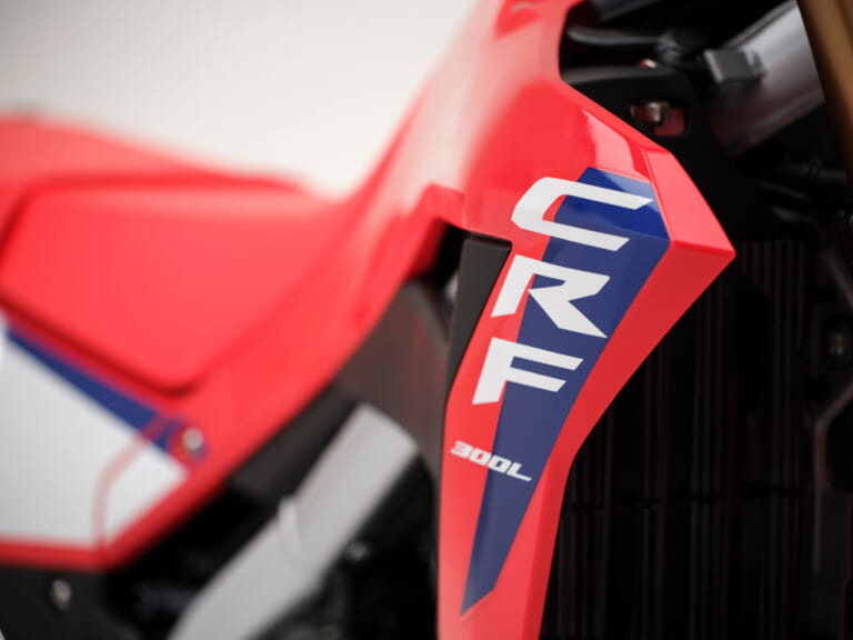 ホンダ|CRF300L|欧州仕様|2025年モデル|ホンダ新型「CRF300L」「CRF300ラリー」登場! 一部パーツのデザイン変更とニューカラー採用【海外】