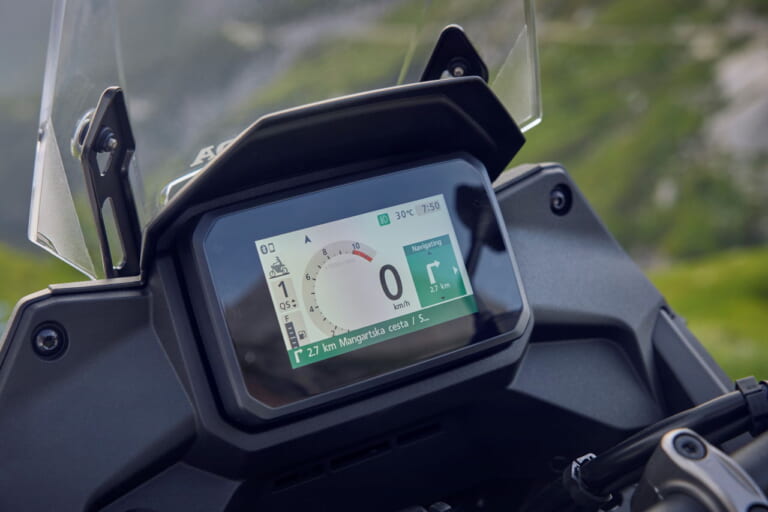 ホンダ|XL750トランザルプ|欧州仕様|2025年モデル|ホンダ新型「XL750トランザルプ」登場! 2眼LEDヘッドライトやスマホ連携TFTメーター採用【海外】