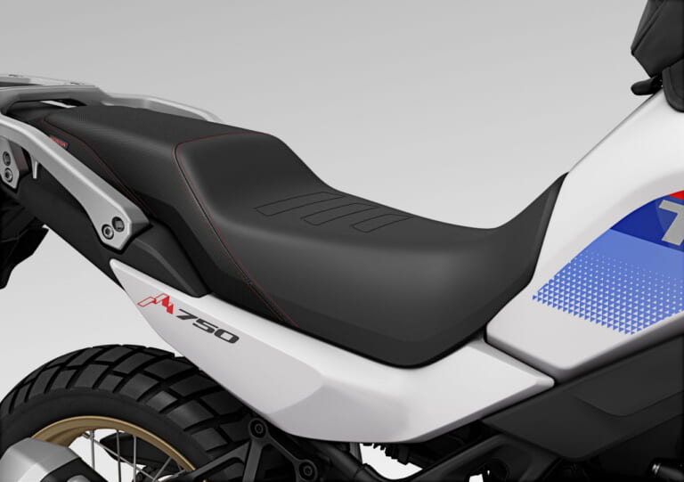 ホンダ|XL750トランザルプ|欧州仕様|2025年モデル|ホンダ新型「XL750トランザルプ」登場! 2眼LEDヘッドライトやスマホ連携TFTメーター採用【海外】