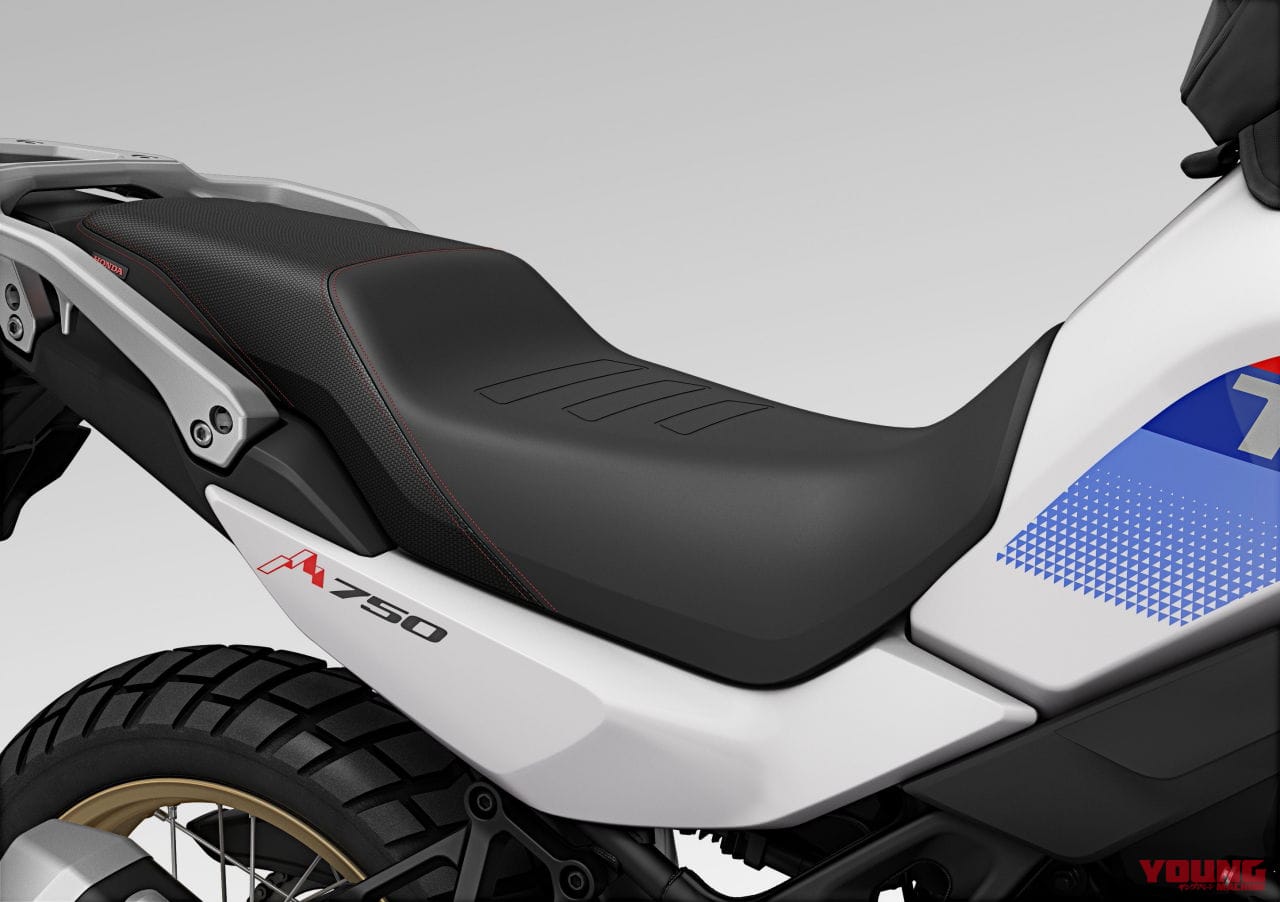 ホンダ|XL750トランザルプ|欧州仕様|2025年モデル|ホンダ新型「XL750トランザルプ」登場! 2眼LEDヘッドライトやスマホ連携TFTメーター採用【海外】