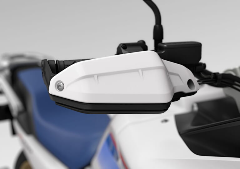 ホンダ|XL750トランザルプ|欧州仕様|2025年モデル|ホンダ新型「XL750トランザルプ」登場! 2眼LEDヘッドライトやスマホ連携TFTメーター採用【海外】