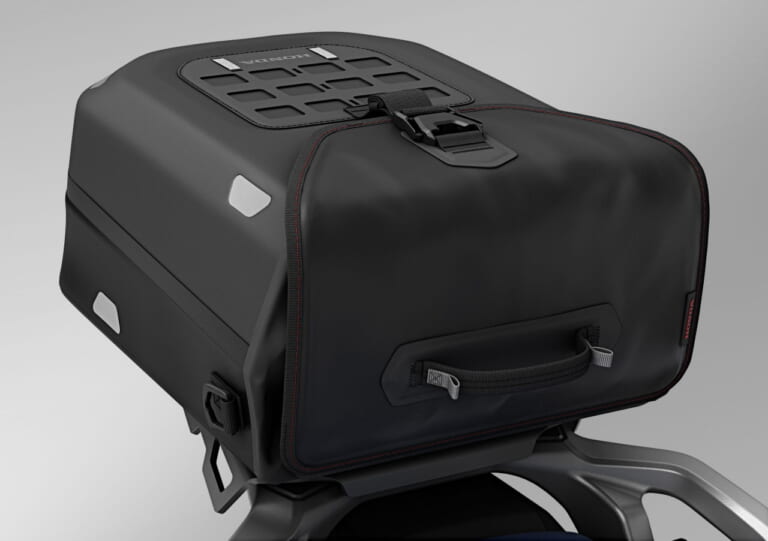 ホンダ|XL750トランザルプ|欧州仕様|2025年モデル|ホンダ新型「XL750トランザルプ」登場! 2眼LEDヘッドライトやスマホ連携TFTメーター採用【海外】