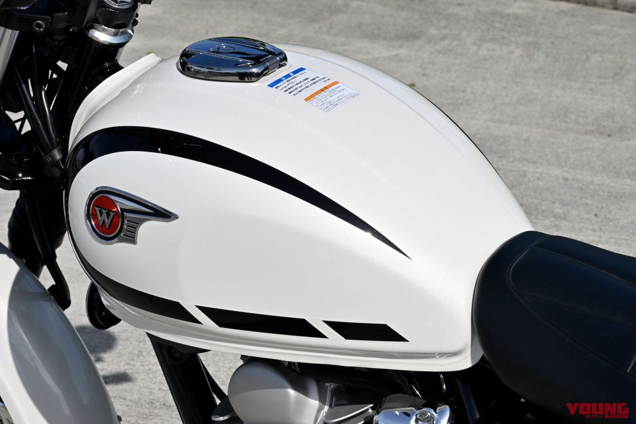 2025 KAWASAKI W230|カワサキW230〈いま国内で買える新型バイクカタログ|軽二輪(250-126cc)〉