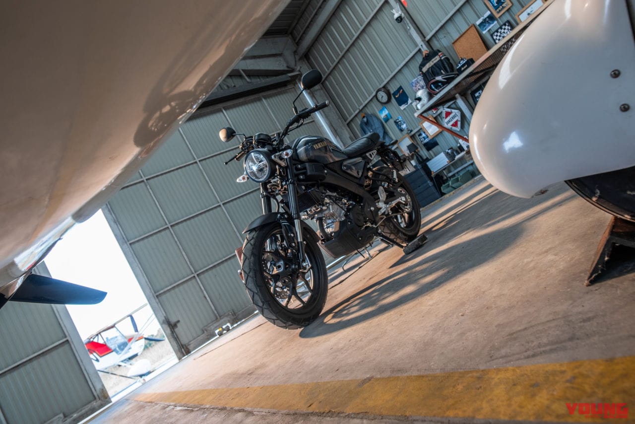 ヤマハ｜XSR155｜タイ仕様｜2024年モデル｜「この色ほしい…」 ヤマハXSR155 ダークネイビーブルー登場、可変バルブ機構VVAを搭載した軽二輪ヘリテイジスポーツ【海外】