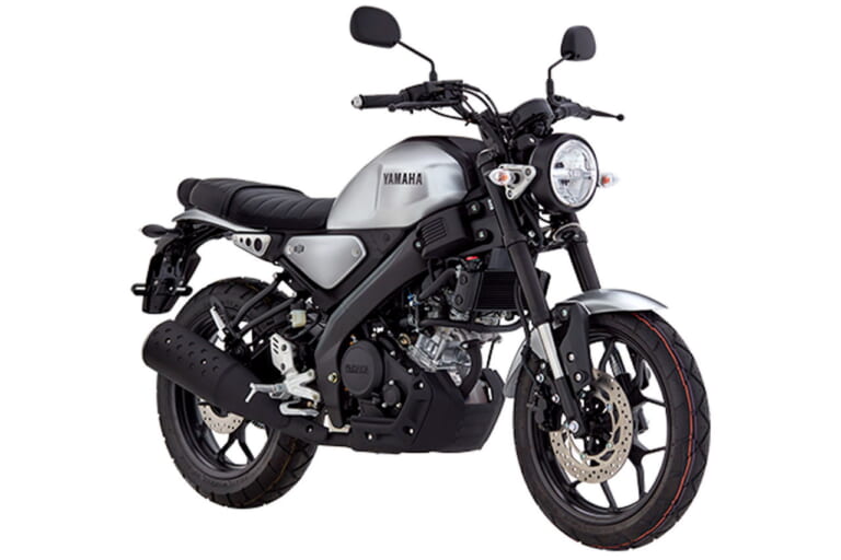 ヤマハ|XSR155|タイ仕様|2024年モデル|「この色ほしい…」 ヤマハXSR155 ダークネイビーブルー登場、可変バルブ機構VVAを搭載した軽二輪ヘリテイジスポーツ【海外】