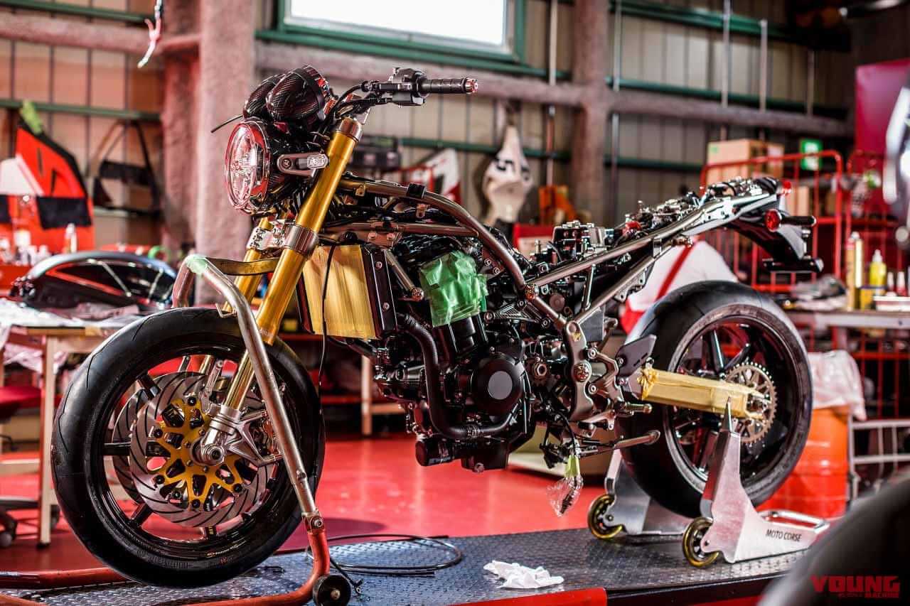 Z900RS Custom by MOTO CORSE|カワサキ「Z900RS」歴代カラー大図鑑【カスタムプロジェクト編・2018年モデル】