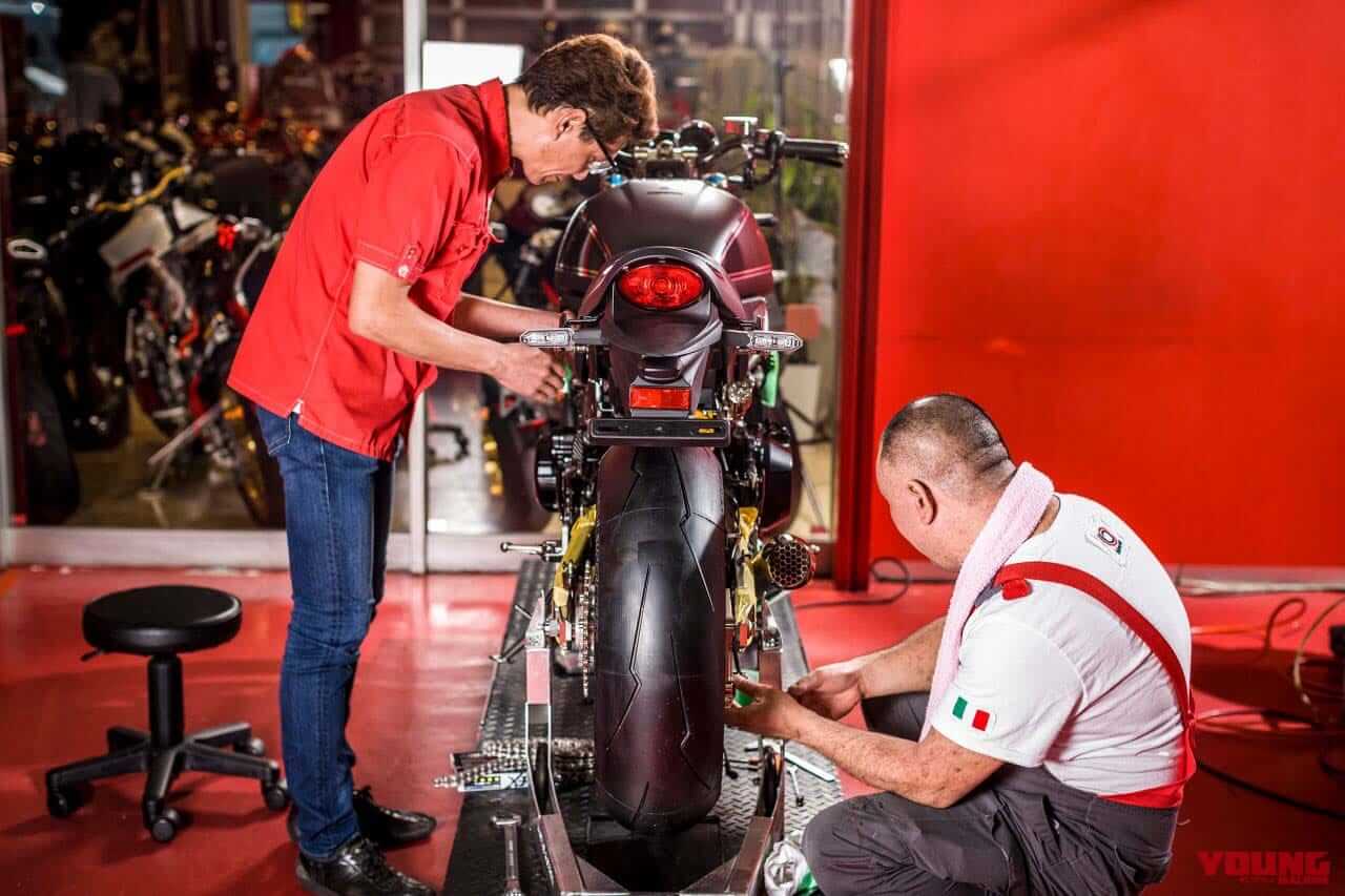 Z900RS Custom by MOTO CORSE|カワサキ「Z900RS」歴代カラー大図鑑【カスタムプロジェクト編・2018年モデル】