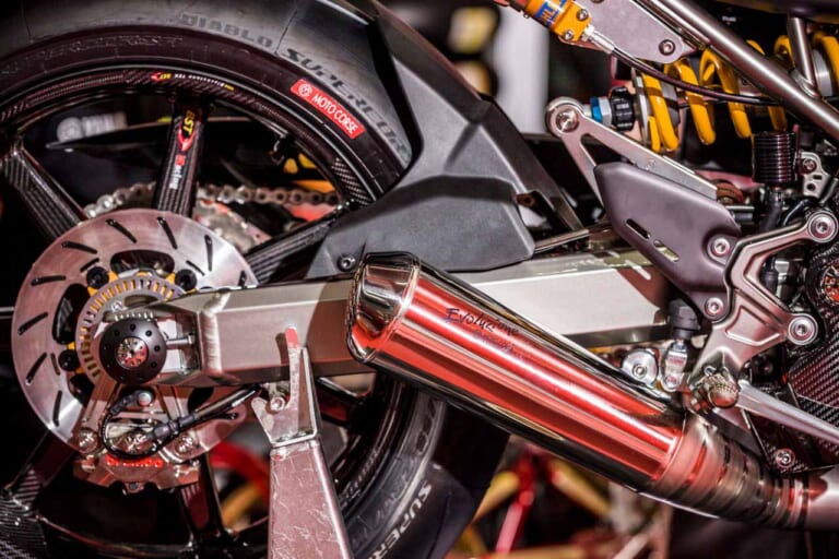 Z900RS Custom by MOTO CORSE|カワサキ「Z900RS」歴代カラー大図鑑【カスタムプロジェクト編・2018年モデル】