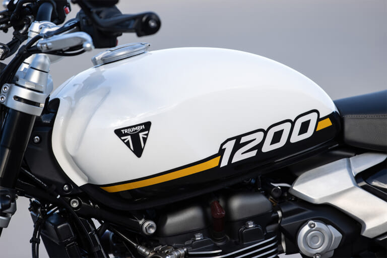 トライアンフ　TRIUMPH　モダンクラシック　スピードツイン1200　SPEED TWIN 1200 RS　試乗　インプレ　ネオクラシック｜