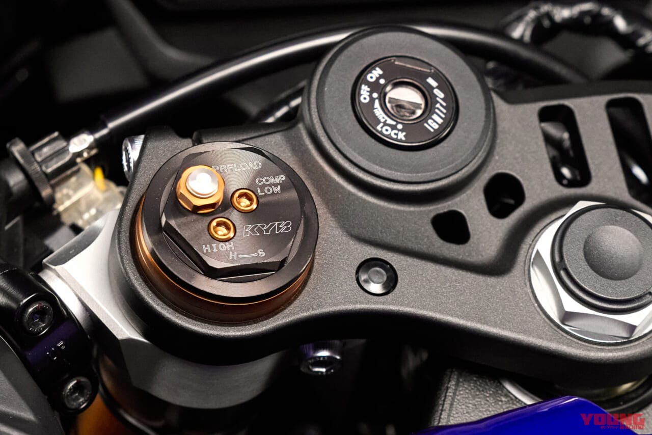 |「ホイールR6用?」「ウイング付きで空力めちゃイイ!」ヤマハYZF-R9 開発者インタビュー【後編:エンジン/足回り/空力ほか】