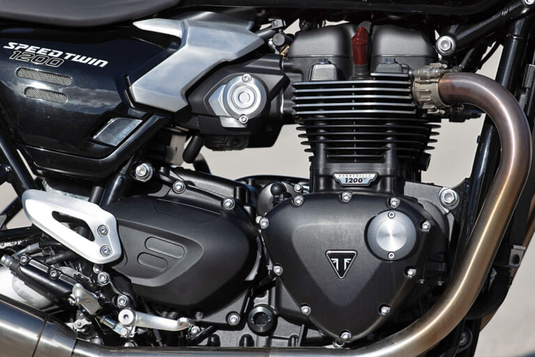 トライアンフ　TRIUMPH　モダンクラシック　スピードツイン1200　SPEED TWIN 1200 RS　試乗　インプレ　ネオクラシック｜