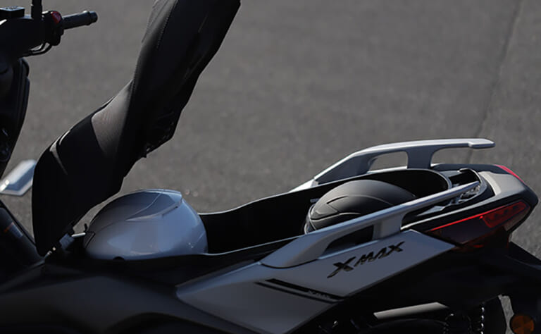 2024 YAMAHA XMAX ABS