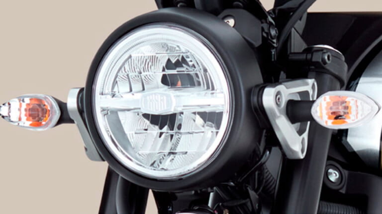 ヤマハ|XSR155|タイ仕様|2024年モデル|「この色ほしい…」 ヤマハXSR155 ダークネイビーブルー登場、可変バルブ機構VVAを搭載した軽二輪ヘリテイジスポーツ【海外】