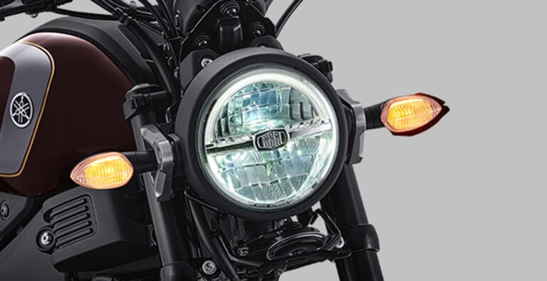 ヤマハ|XSR155|インドネシア仕様|2025年モデル|「この色ほしい…」ヤマハXSR155 メタリックブラウン新登場、可変バルブ機構VVAを搭載した軽二輪ヘリテイジスポーツ【海外】