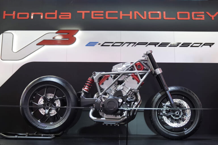 ホンダ|V型3気筒|V3|電動過給機|電動ターボ|ホンダV3ターボに乗った!! 加藤稔・ホンダ二輪事業本部長が電動過給機のフィーリングに言及
