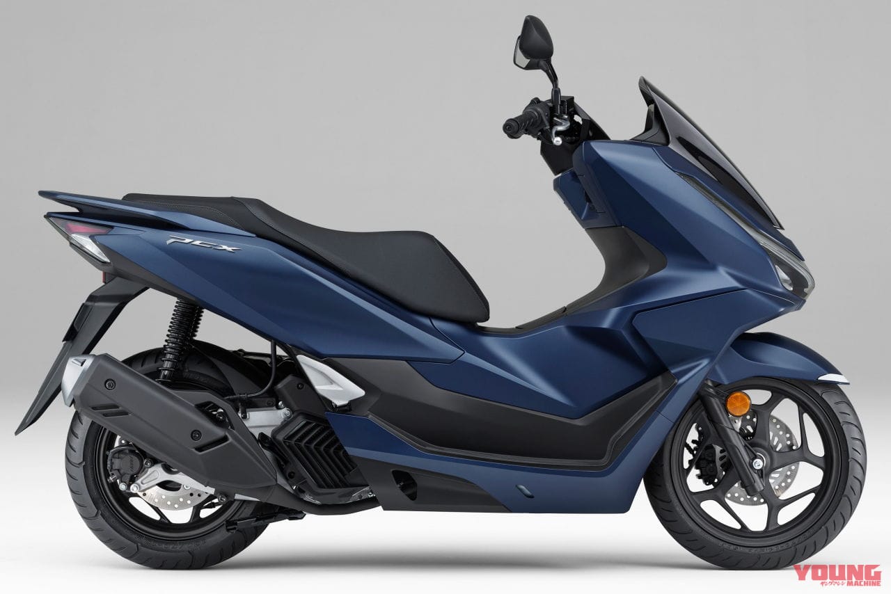 ホンダ|PCX|2025年モデル|定番125ccスクーター! ホンダ「PCX」歴代モデル図鑑【2025年モデル:新ヘッドライト採用でスタイリング向上】