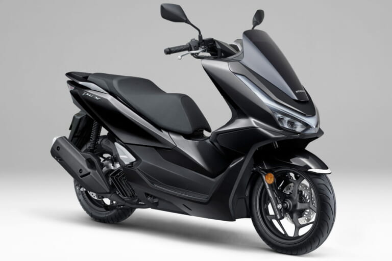 2025 HONDA PCX|パールマゼラニックブラック|ホンダPCX〈いま国内で買える新型バイクカタログ|原付二種(125-51cc)〉